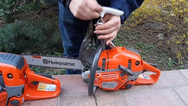 OLD Husqvarna 550XP VS NEW Husqvarna 550XP MARK II Chainsaw Weight difference with bar and chain смотреть онлайн