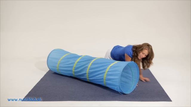 Cvičenie s deťmi - LEZENIE смотреть онлайн