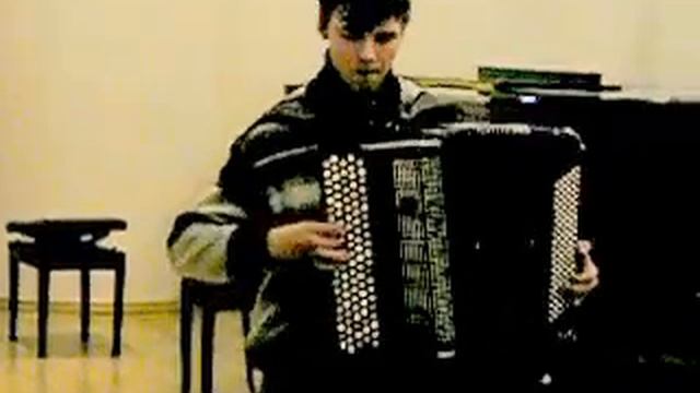 В.Белов. Обр.РНП "Степь да степь кругом" Артём ПАВЛОВ смотреть онлайн