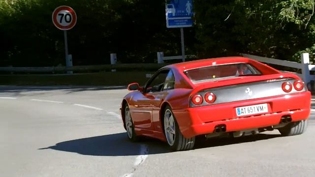 Ferrari 355 Berlinetta Acceleration! (720p HD) смотреть онлайн