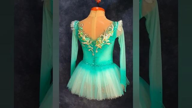 ? Продано..⛸⛸Платье для фигурного катания.. смотреть онлайн