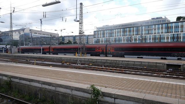 Züge in München HBF (FULL HD) смотреть онлайн