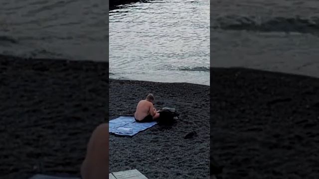 Море в Сочи, Почти Ноябрь - Люди Отдыхают смотреть онлайн