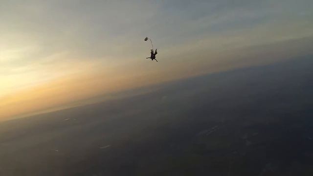 Парацентр ДЗ Гатчина. Мой прыжок в тандеме смотреть онлайн