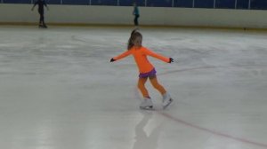 Работа над скольжением\Элементы фигурного катания\Дуги\Кросс роллы