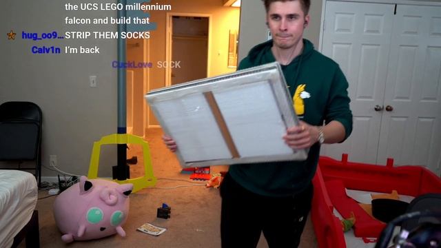 LUDWIG UNBOXES $1500 OF AMAZON STUFF смотреть онлайн