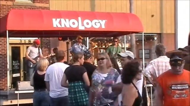 Friday Fest.wmv смотреть онлайн