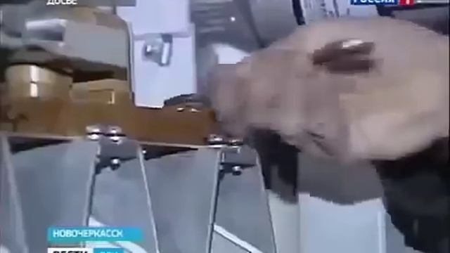 Когда делает вид что работает смотреть онлайн