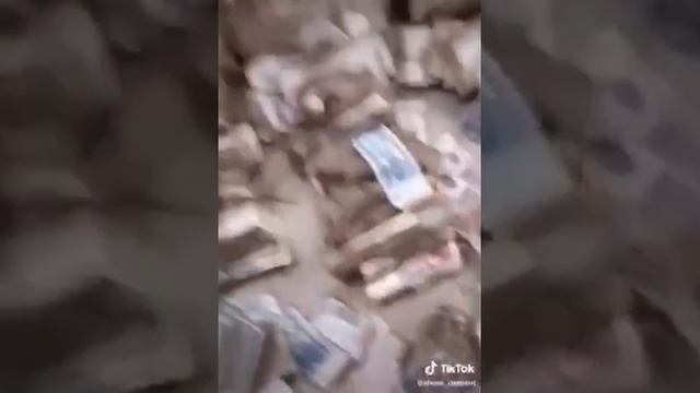 ? Когда купил дом у дедушки…а дед кладмэн! смотреть онлайн