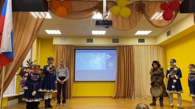 Фестиваль «Дружбы народов России» народность Чукчи, 358 школа Московского района СПб. смотреть онлайн