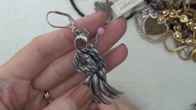 46. Jewelry Unboxing. 16.8 LB Goodwill Jewelry. Part 2 смотреть онлайн