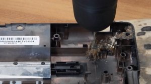 Ремонт петель в ноутбуке Lenovo G570