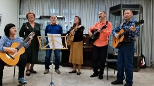 «Как здорово, что все мы здесь сегодня собрались».                          Автор - Олег Митяев