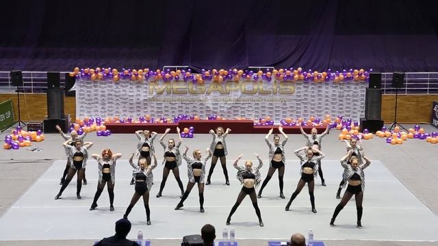 Megapolis 2016.The Xилз Сrew.Тренер:Vero.All Stars Dance Centre 2016 смотреть онлайн