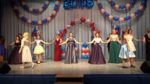 Лучший Вальс На Выпускной \\ Вальс На Последний Звонок! Милый танец