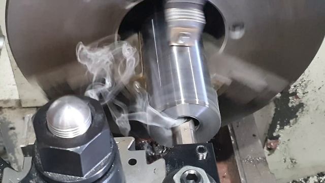 Cylinder Disassembly & Repair for D8 Dozer | Machining & Welding смотреть онлайн