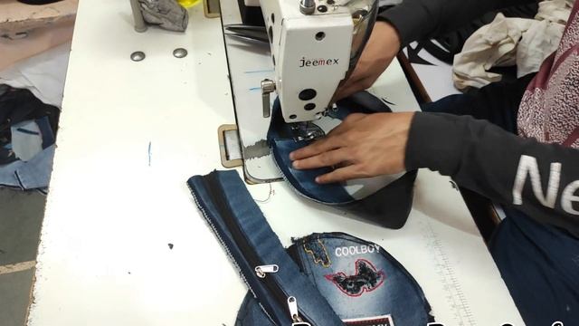 Ladies Handbag Making at Home / jins reuse handbag cutting and satiching/ #tote bag @Bagcraft9024 смотреть онлайн