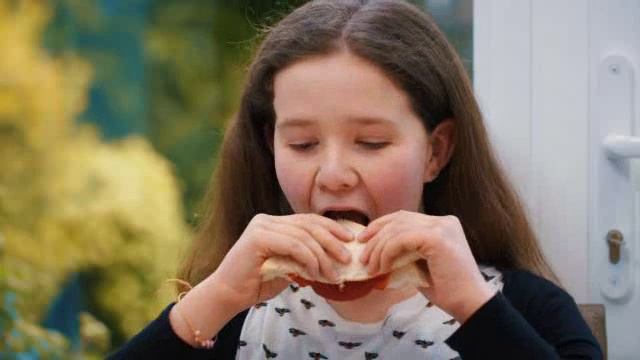 Go Getter 1 Unit 3.4 Where's the bathroom? смотреть онлайн