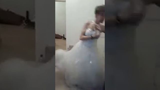 Свадьба, дома у друзей смотреть онлайн