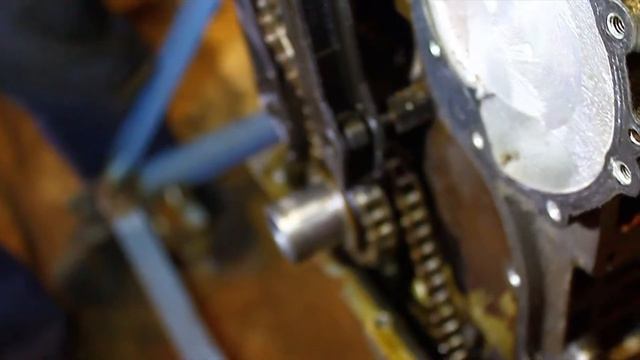 Разборка Мотора BMW М54b30 Часть 8 - Крышка блока грм смотреть онлайн