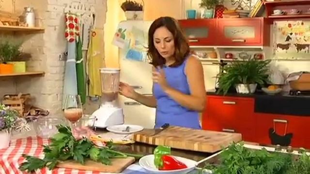 Гаспачо из арбуза с овощами