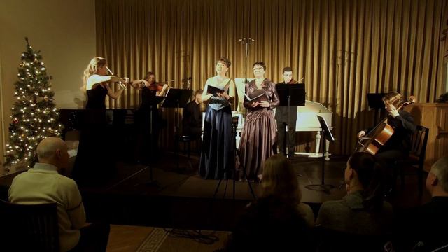 Рождественское поздравление от ансамбля VivaMuse; Silent Night смотреть онлайн