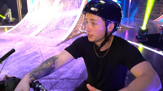 Which BMX Legend Surprised Cirque du Soleil Artists Backstage? смотреть онлайн