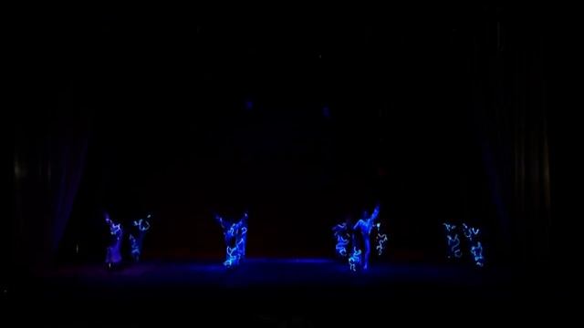 "Светлячки". Танцевальное шоу. Возрастная категория 7 -9 лет. "Экстрим". смотреть онлайн