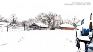 ЮМЗ-6 с цепями! Чистим снег