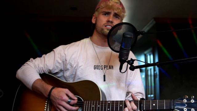 Lets Fall in Love for the Night (Clean) - FINNEAS смотреть онлайн