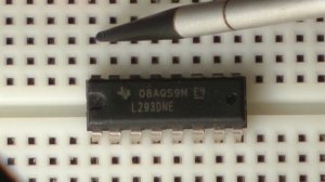 L293D — драйвер двигателей двухканальный Микросхема