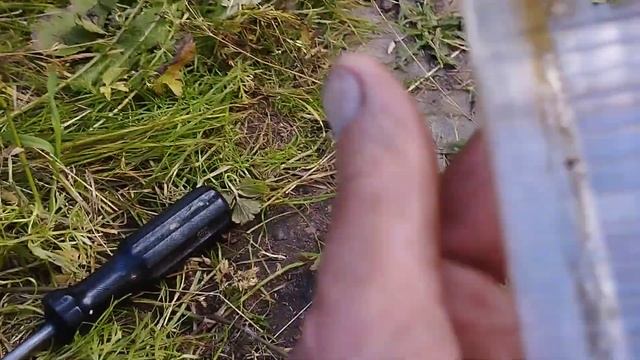 Поликарбонат.Надеваем боковые планки. смотреть онлайн