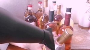 Термоусадочные колпачки. Для бутылок.Два способа правильно одеть!!!