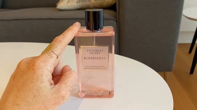 Victoria's Secret Bombshell Fine Fragrance Review смотреть онлайн