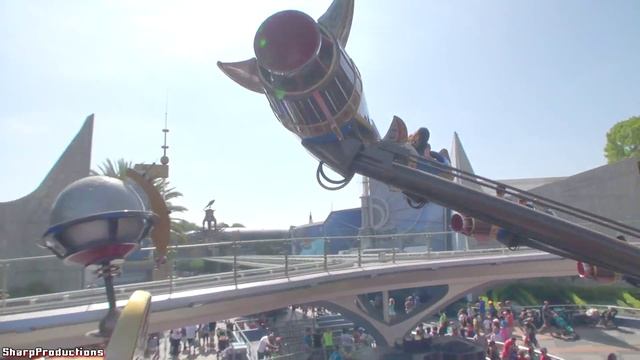 Astro Orbitor (On-Ride) Disneyland смотреть онлайн
