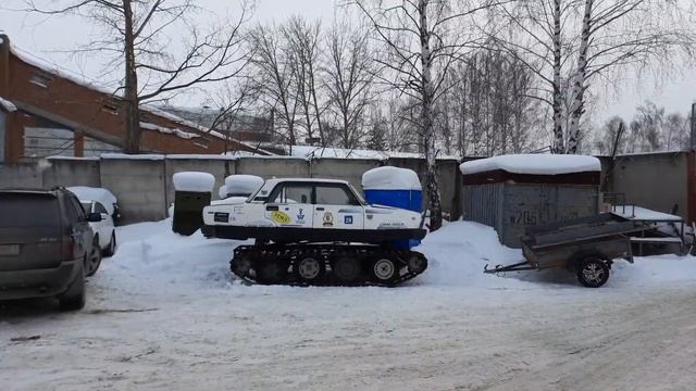 Жители Чувашии сделали самодельный вездеход из Лады смотреть онлайн