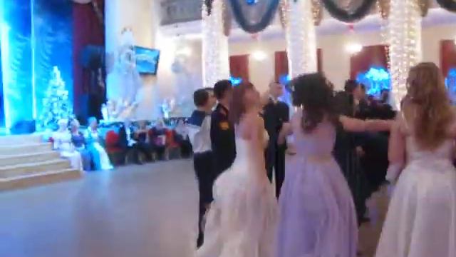 30 Святочный бал Слава с дочкой Барыня смотреть онлайн