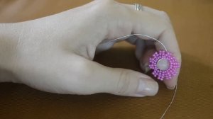 Цветы из бисера.  Бисероплетение.  Мастер класс