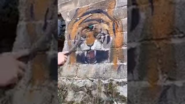 ЧЕЛОВЕК РИСУЕТ ЛЯ:) смотреть онлайн