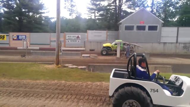 Bad frog race new motor!!!!!! смотреть онлайн