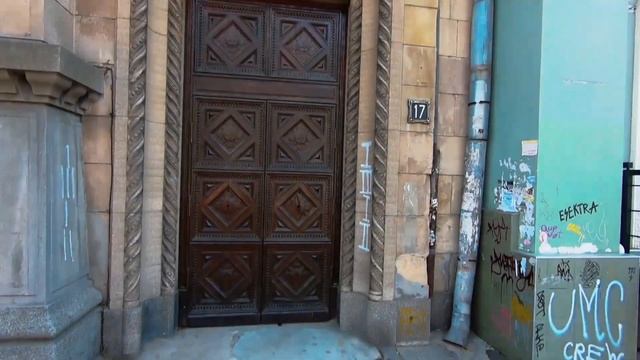 Одесса. Потемкинская лестница, дворики Одессы, плоский дом, порт, прогулки по городу в мае. часть 2 смотреть онлайн