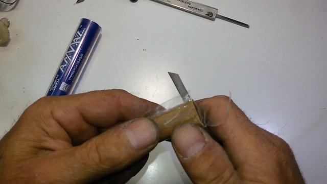 Миксер, поломка гнезда для венчика.Нестандартный ремонт. смотреть онлайн