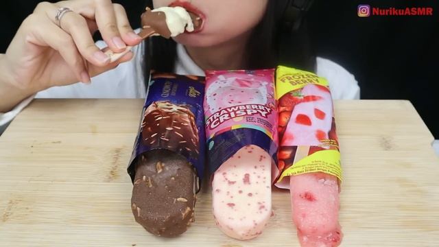 ASMR CHOCOLATE AND PINK ICE CREAM ?? MAGNUM ALMOND, CAMPINA FROZENBERRY, FEAST POP, AICE STRAWBERRY смотреть онлайн