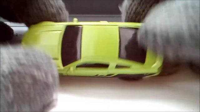 Hot Wheels Ford Mustang Boss 302 Laguna Seca Green Car Review