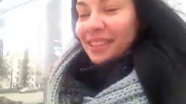 Обнимашки и радость на улицах Уфы смотреть онлайн