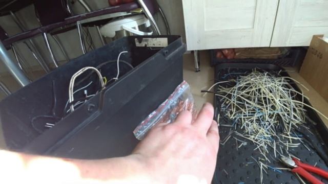 ИЗВЛЕКАЮ МЕДЬ| ЧИЩУ ПРОВОДА| ГДЕ ВЗЯТЬ ЦВЕТМЕТ| #ВСЕОМЕТАЛЛОСБОРЕ смотреть онлайн