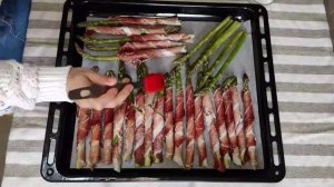 Спаржа запечённая с беконом и сыром !!! #спаржа