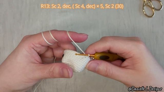 How to crochet amigurumi bunny | crochet Bunny keychain смотреть онлайн