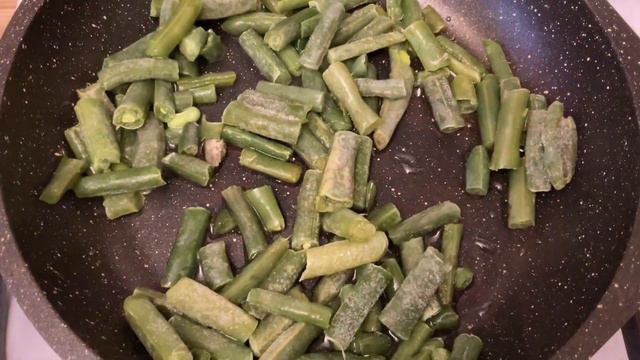 Гречневая лапша с овощами по-Японски 私は日本食が大好きです смотреть онлайн