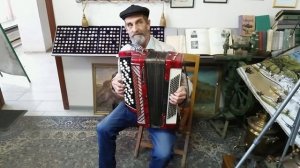 Баян Barcarole Professional.Проба в магазине"АНТИКВАР" г.Орск.